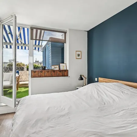 Atypique Avec Vue Sur La Tour Eiffel By Weekome Appartement *