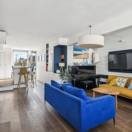 Atypique Avec Vue Sur La Tour Eiffel By Weekome Appartement *