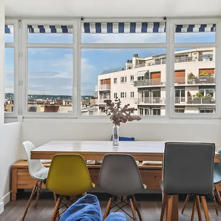Atypique Avec Vue Sur La Tour Eiffel By Weekome Appartement